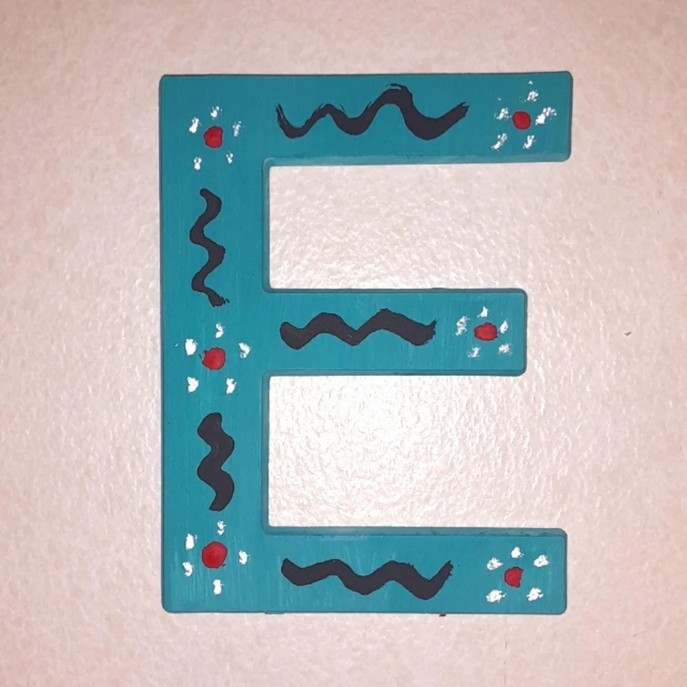 🌞HANDPAINTED INITIAL LETTER E